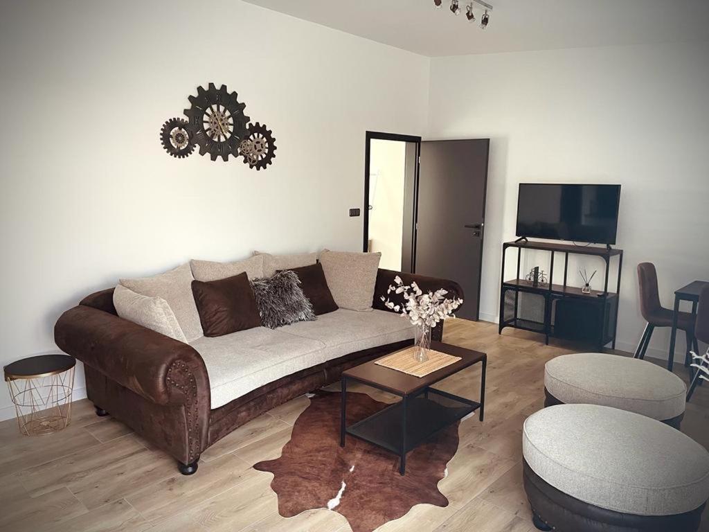 M.F. Apartment Znojmo Bagian luar foto